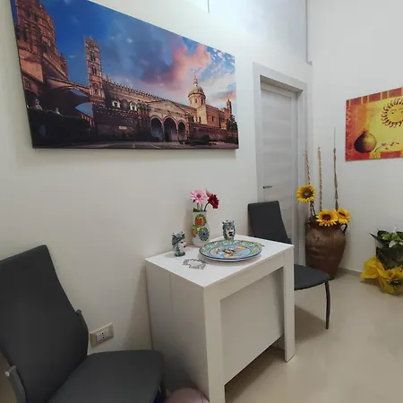 Sicily Trinacria House Palermo