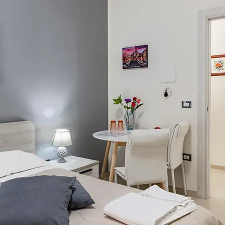 Sicily Trinacria House *
